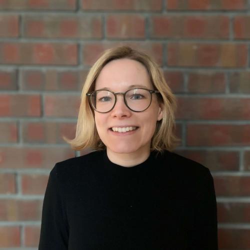 Dorothee Dreyer Desk-Net